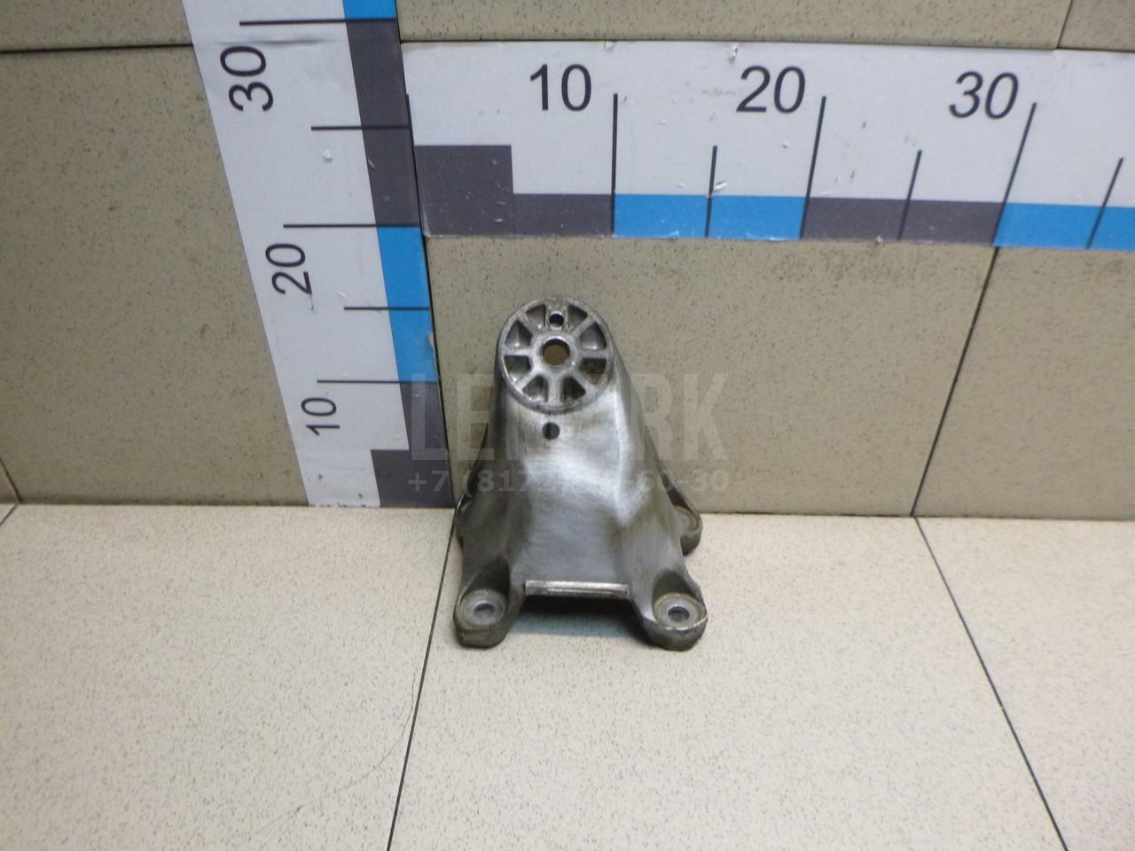 Кронштейн двигателя левый 7L8199307K VAG
