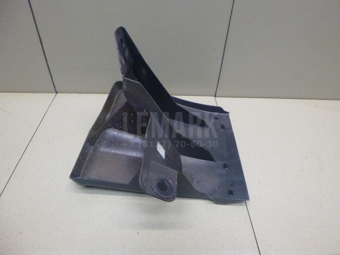 Воздуховод радиатора левый 62823BR31A Nissan