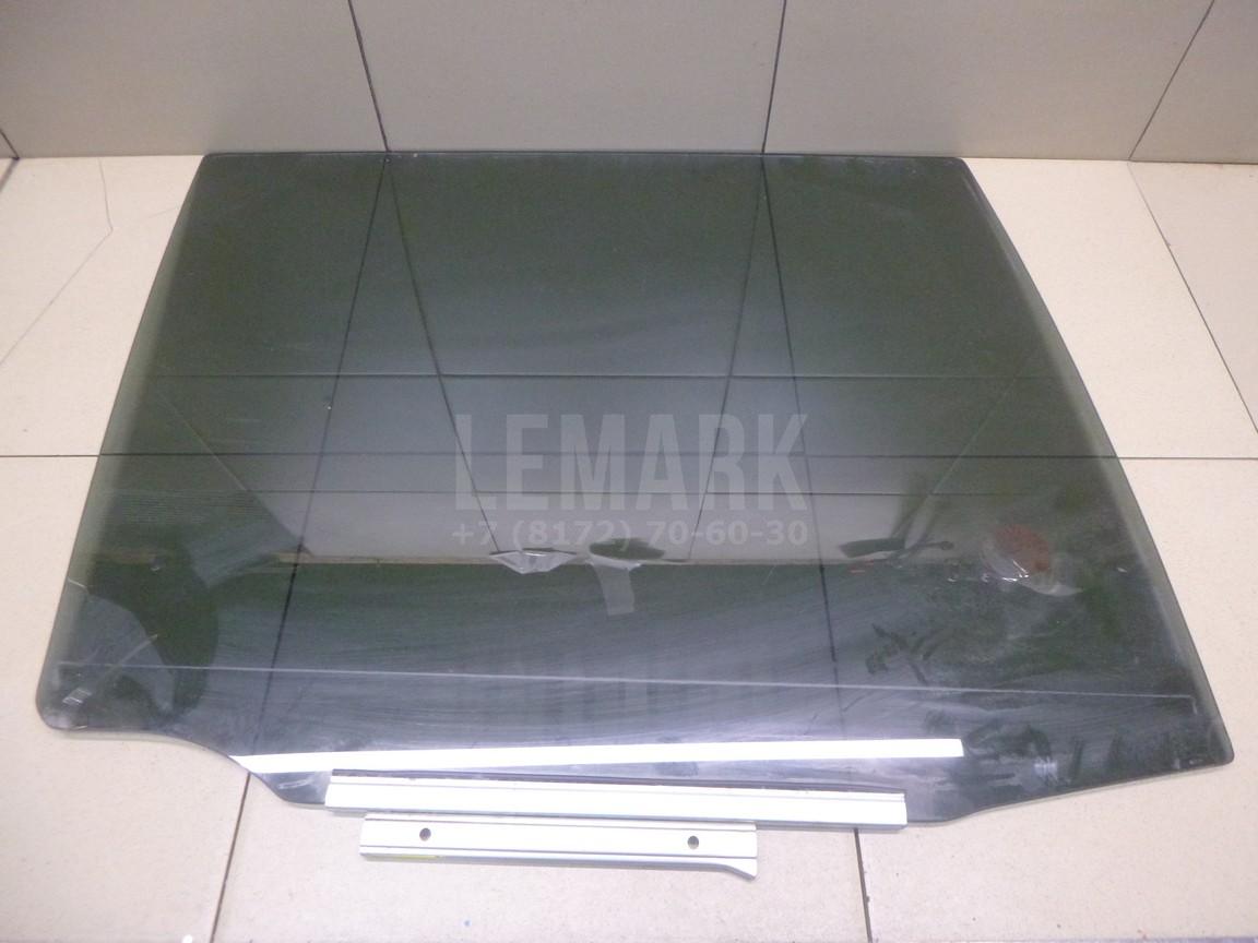 Стекло двери задней правой 6810360390 Toyota
