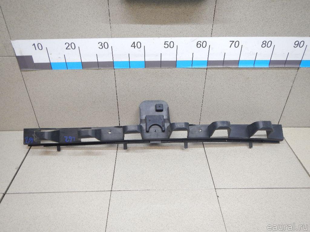 Кронштейн заднего бампера