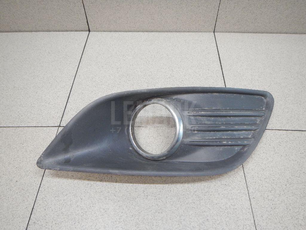 Решетка в бампер правая 1671268 Ford