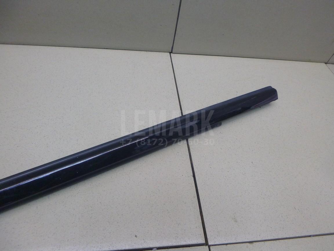 Накладка стекла переднего левого для  BMW X5 E70 2007-2013
