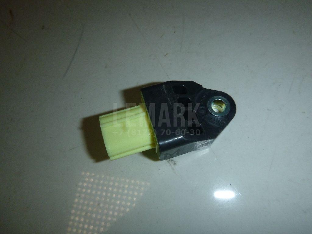 Датчик AIR BAG 8983133020 Toyota