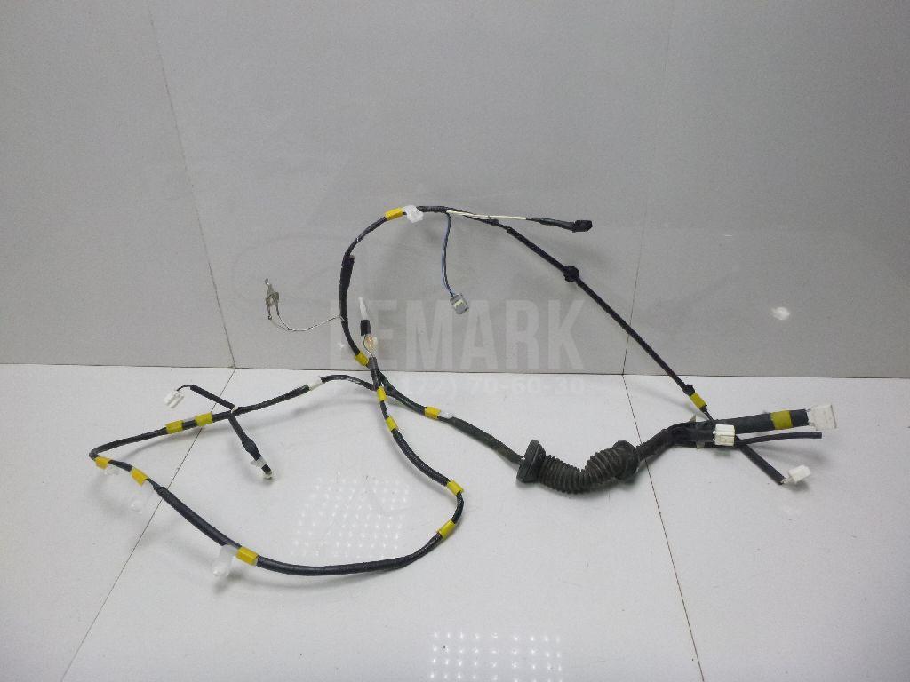 Проводка (коса) 8218442251 Toyota