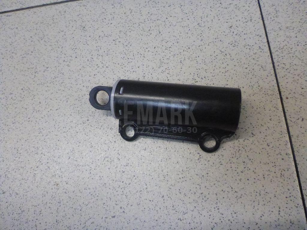 Демпфер бардачка 845482H100 Hyundai-Kia