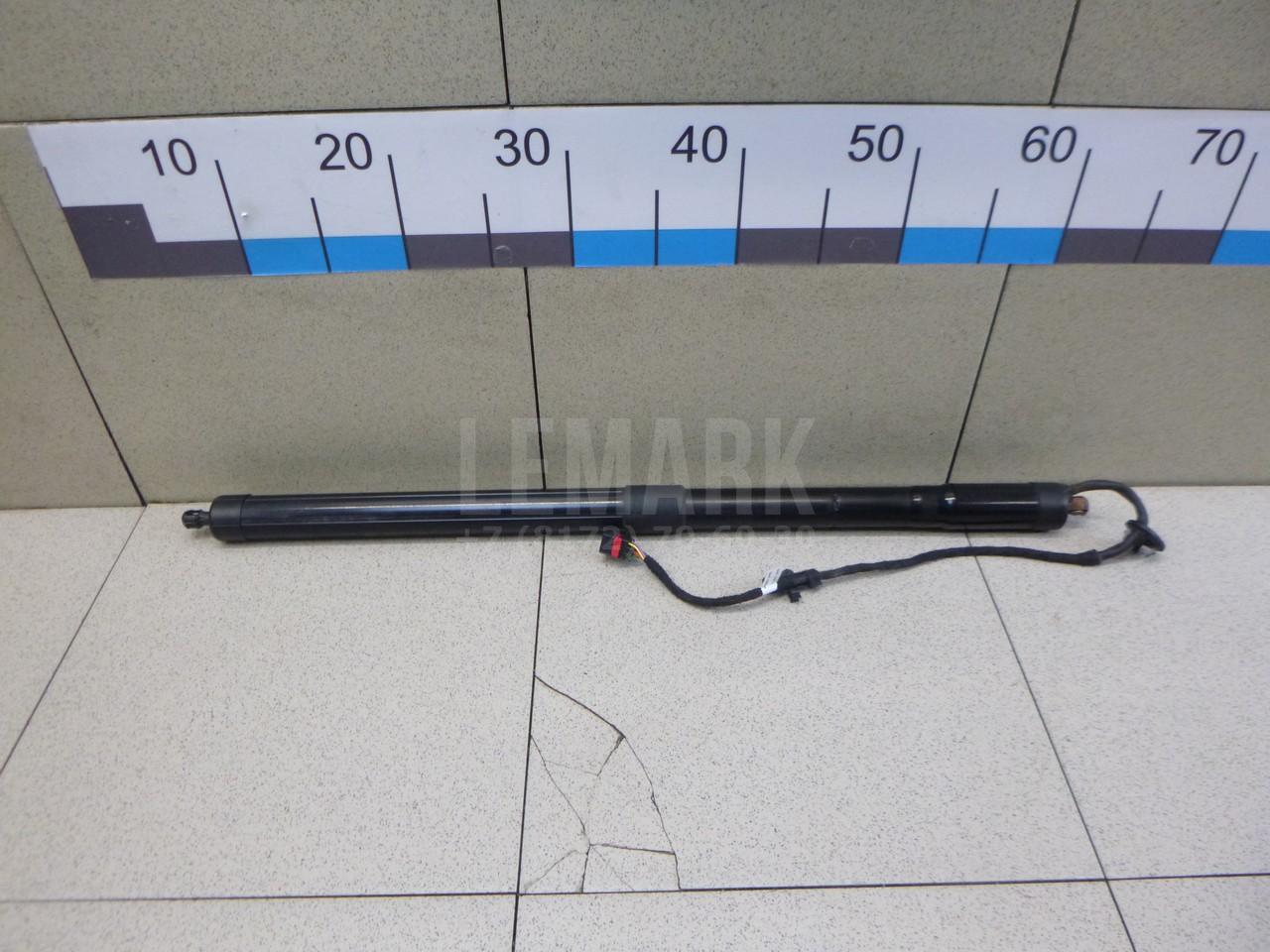 Амортизатор двери багажника 7P6827851DIIT VAG