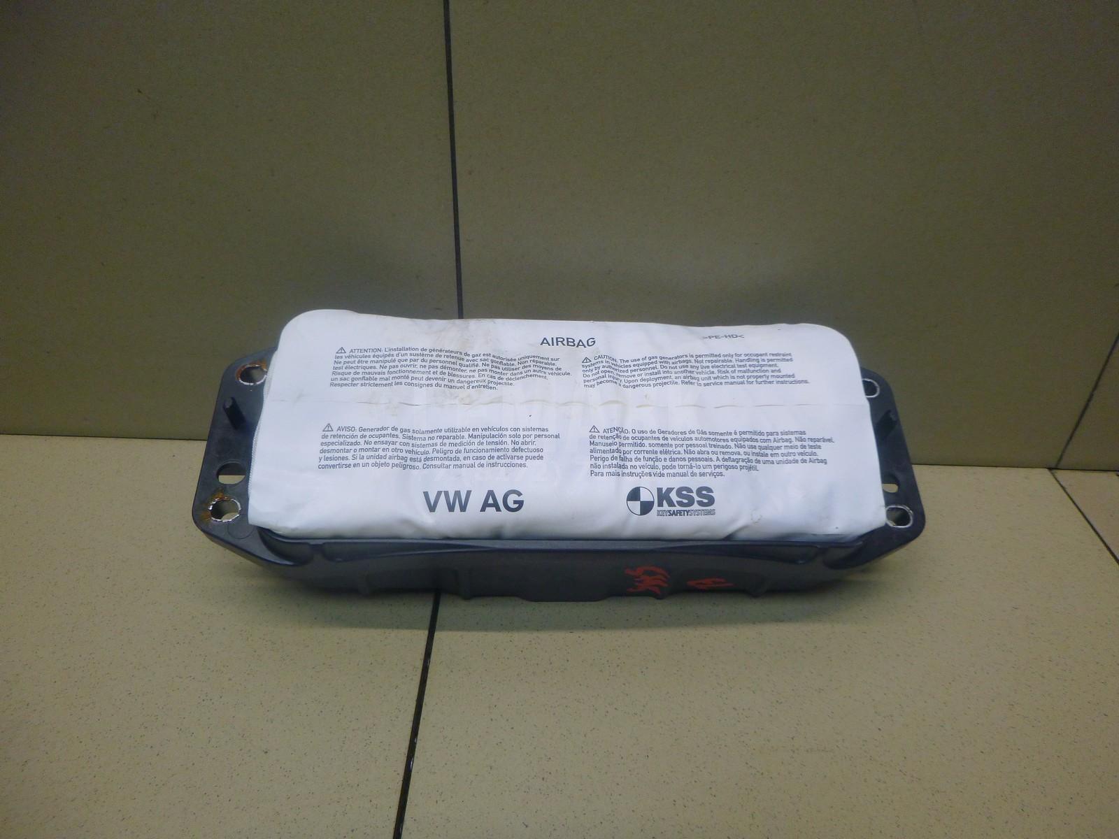 Подушка безопасности пассажирская (в торпедо) 5NN880204F VAG