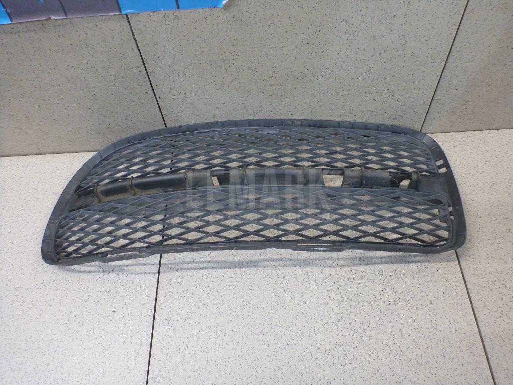 Решетка в бампер левая 7L6853665A9B9 VAG