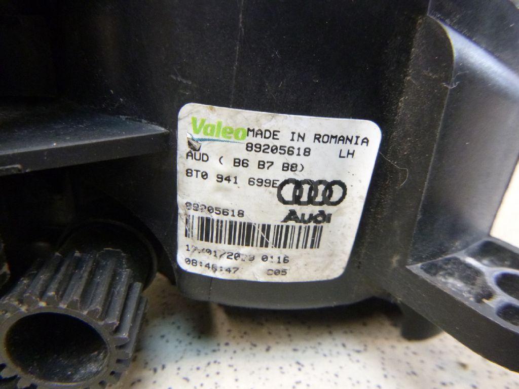 Фара противотуманная левая для  Audi Q3 (8U) 2012-2018