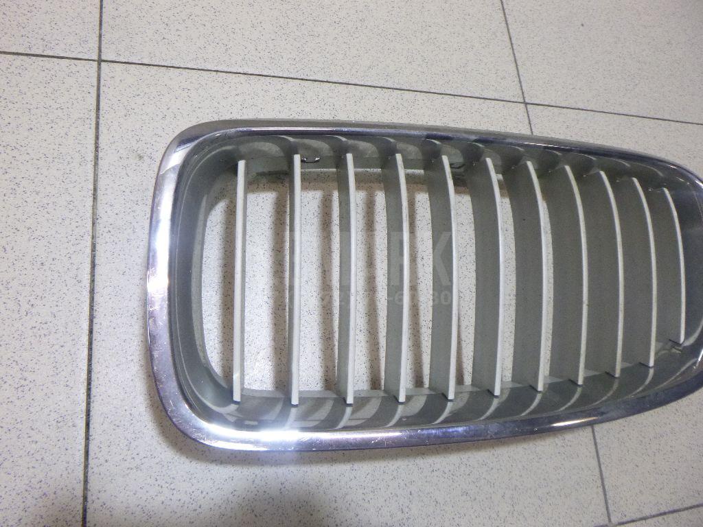 Решетка радиатора левая для  BMW 5-serie E60/E61 2003-2009
