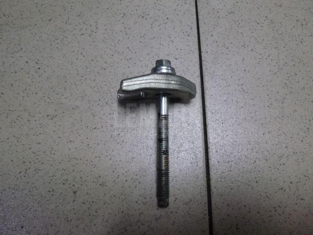 Кронштейн форсунки 1661000Q0A Nissan