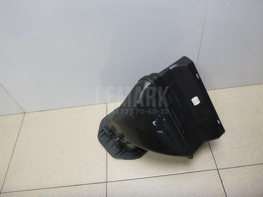 Воздухозаборник (внутри) 7L0819049 VAG