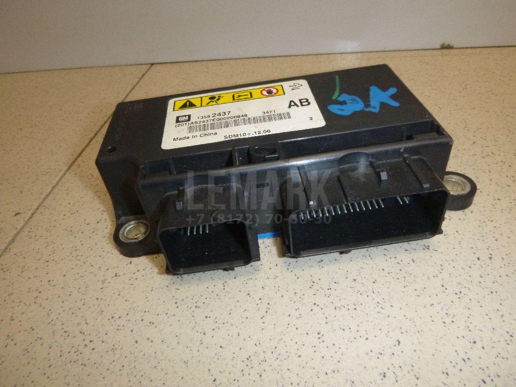 Блок управления AIR BAG 13582437 GM
