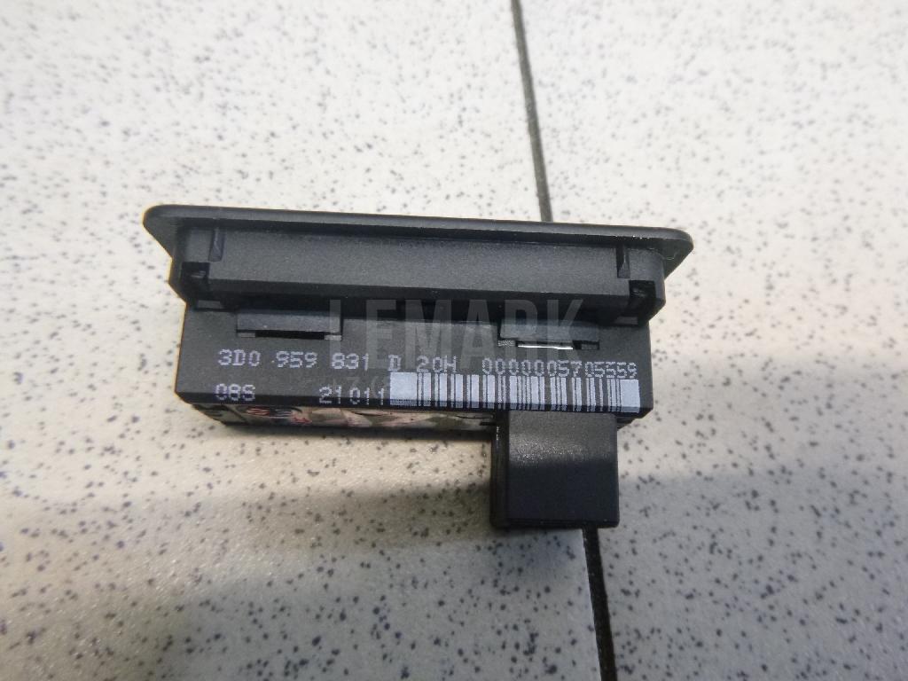 Кнопка открывания багажника для  BMW X6 G06 2019