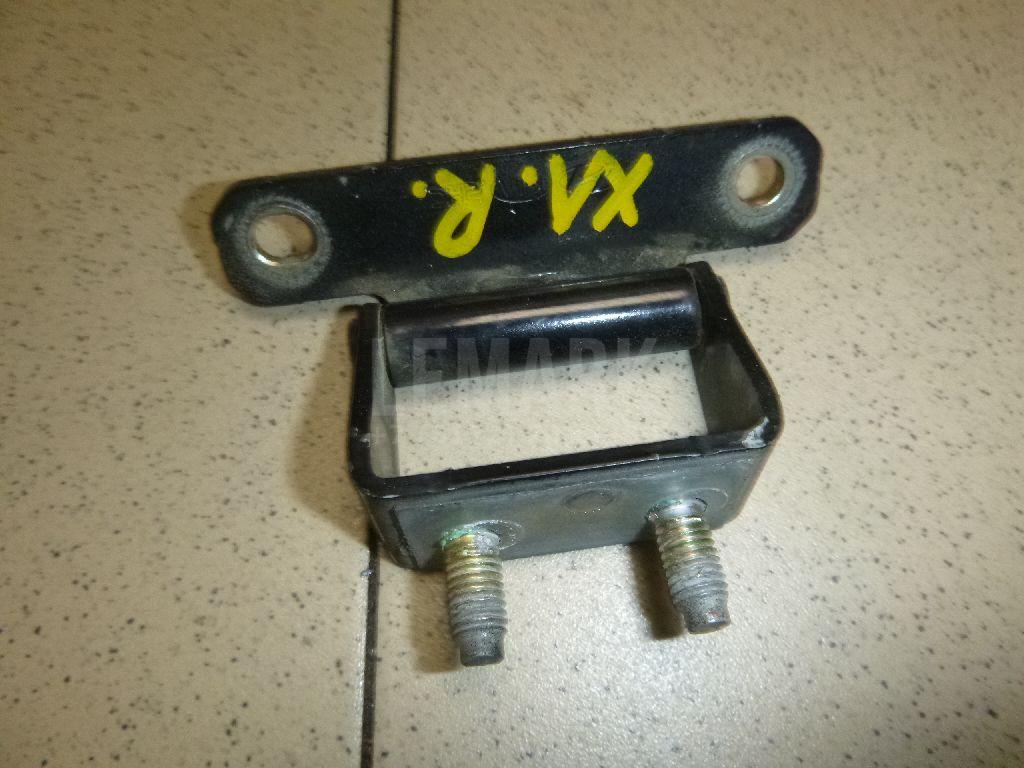 Петля двери багажника 797102E000 Hyundai-Kia