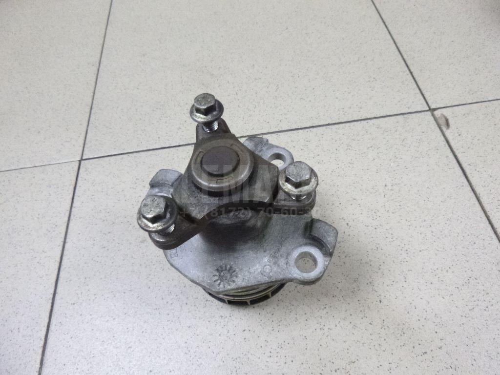 Насос водяной (помпа) 8200332040 Renault