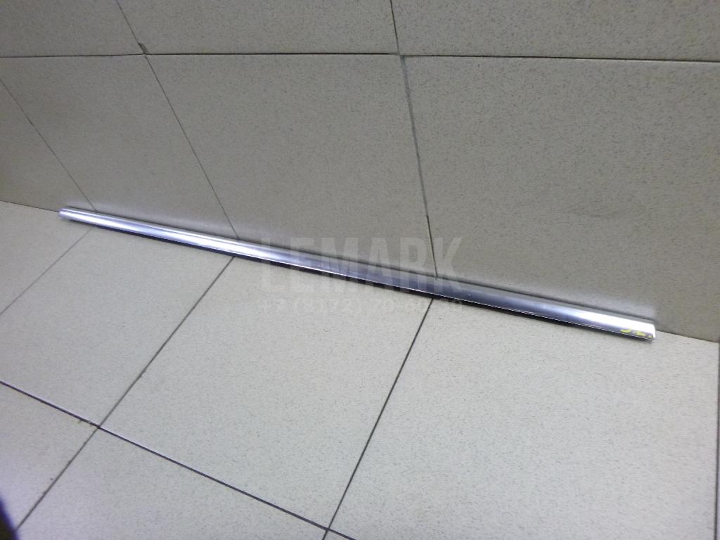 Накладка стекла заднего левого 3C9839475D VAG