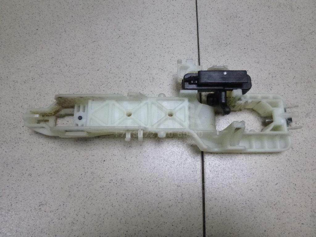 Кронштейн ручки 826553W000 Hyundai-Kia
