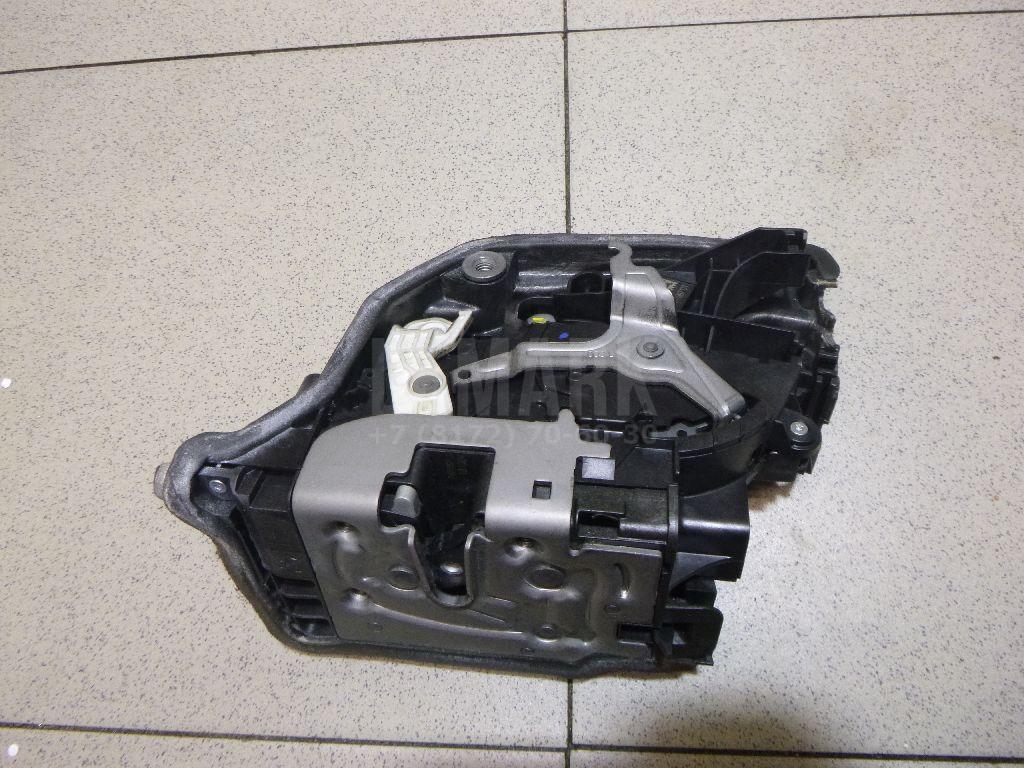 Замок двери задней левой для  Audi V8 1988-1994