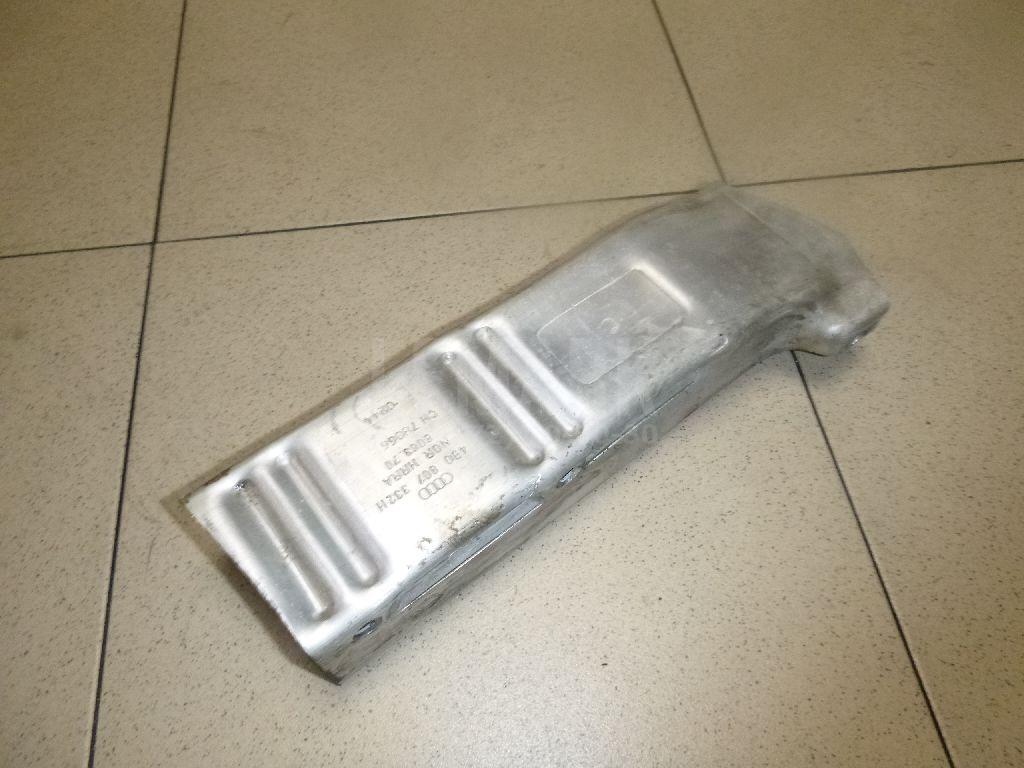 Кронштейн усилителя заднего бампера правый для  Audi A4 [B6] 2000-2004
