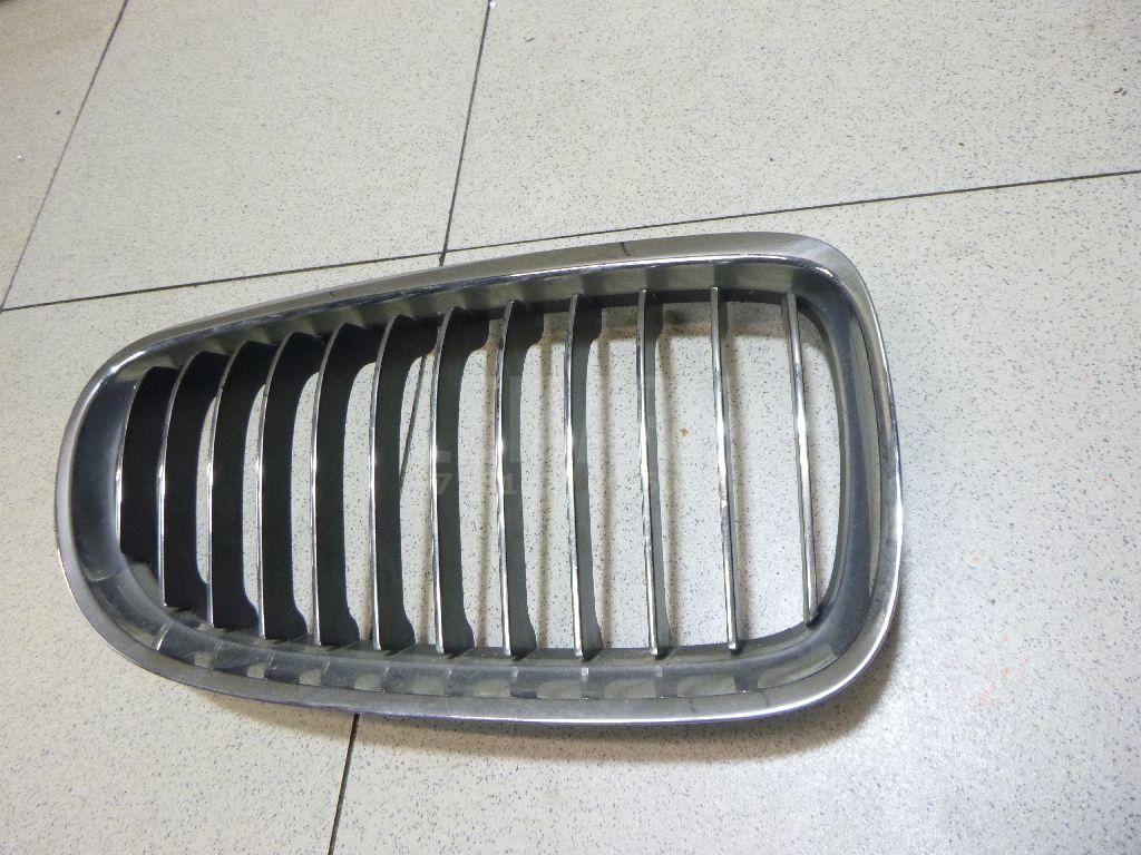 Решетка радиатора правая для  Alfa Romeo 147 2001-2010