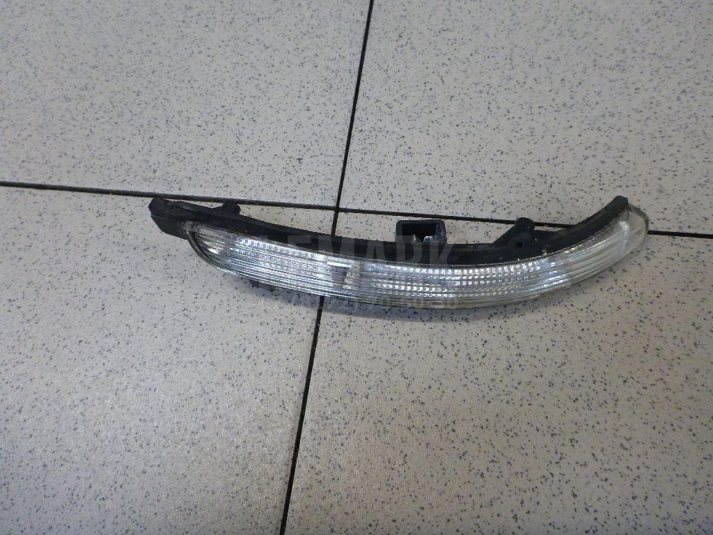 Повторитель в зеркало 3T0949102 VAG