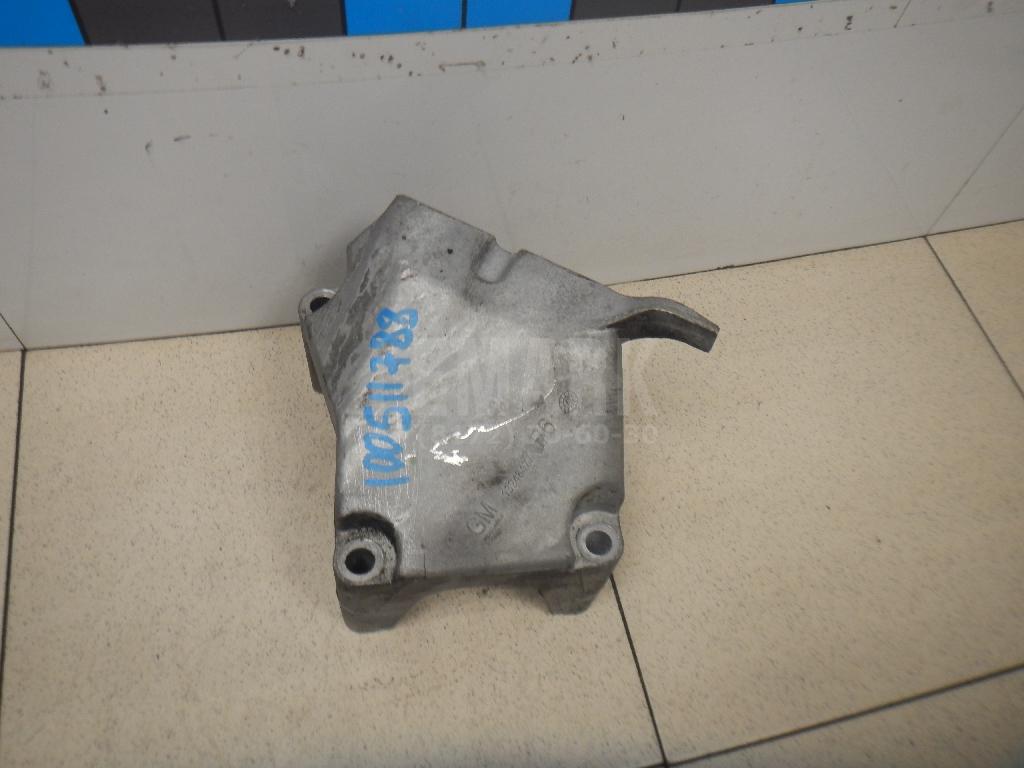 Кронштейн двигателя правый 13248477 GM