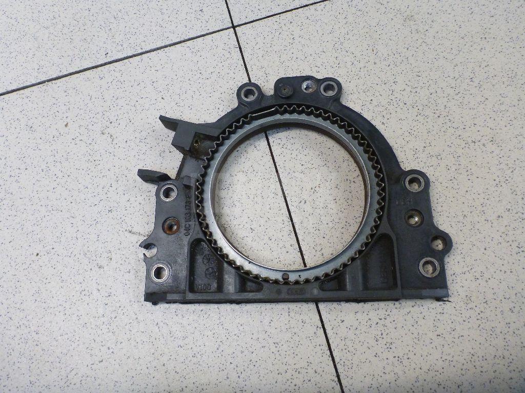 Крышка коленвала задняя 04C103170N VAG