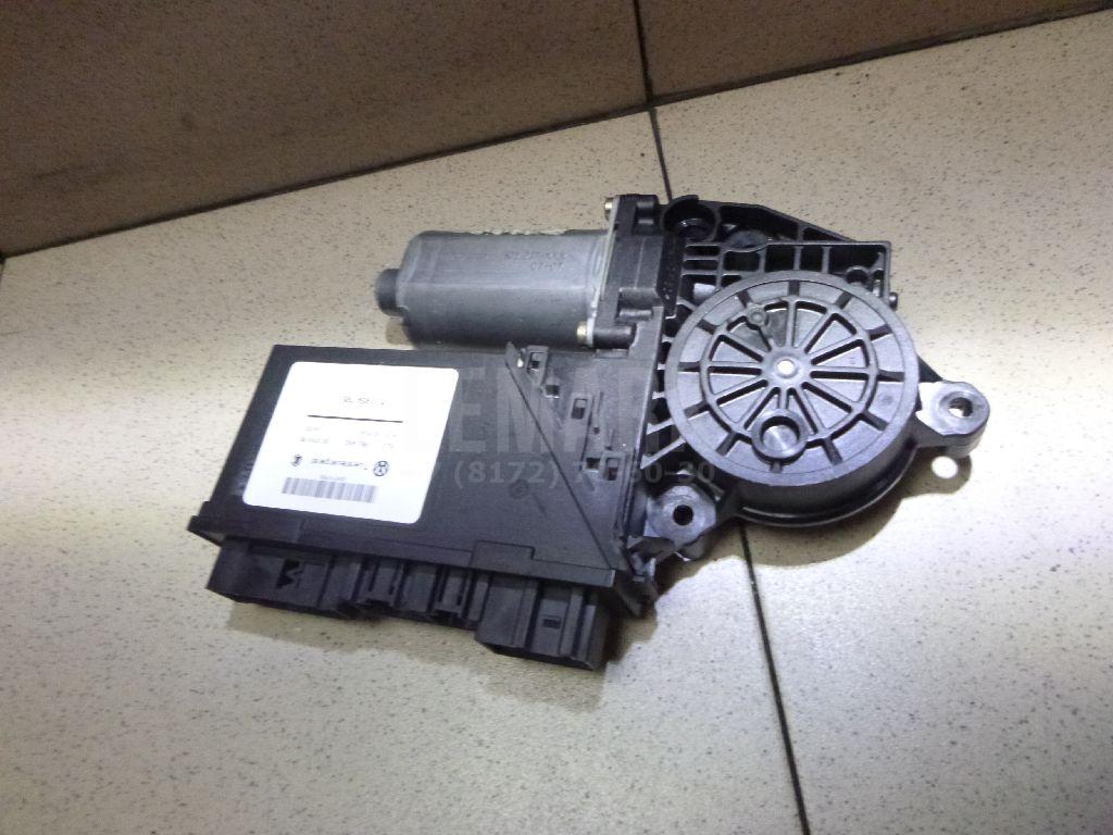 Моторчик стеклоподъемника 7L0959703D00A VAG