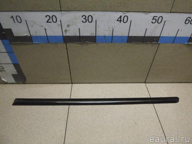 Молдинг задней левой двери