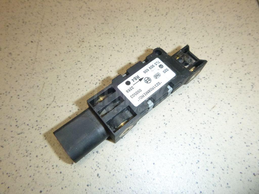 Датчик AIR BAG 7L0909606 VAG