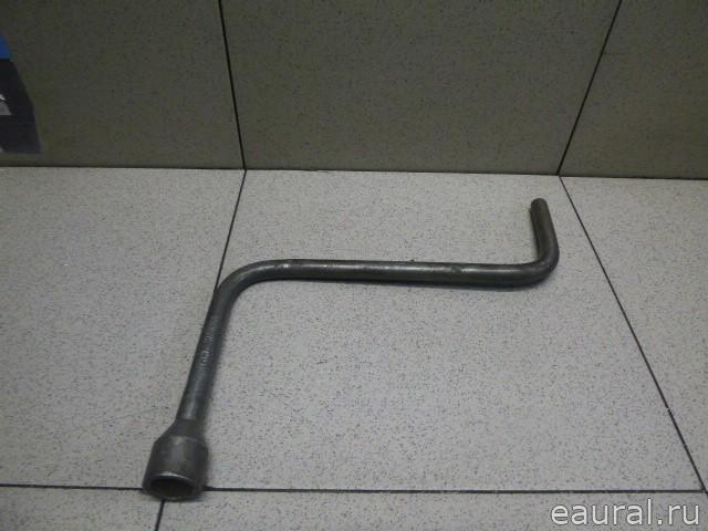 Ключ баллонный