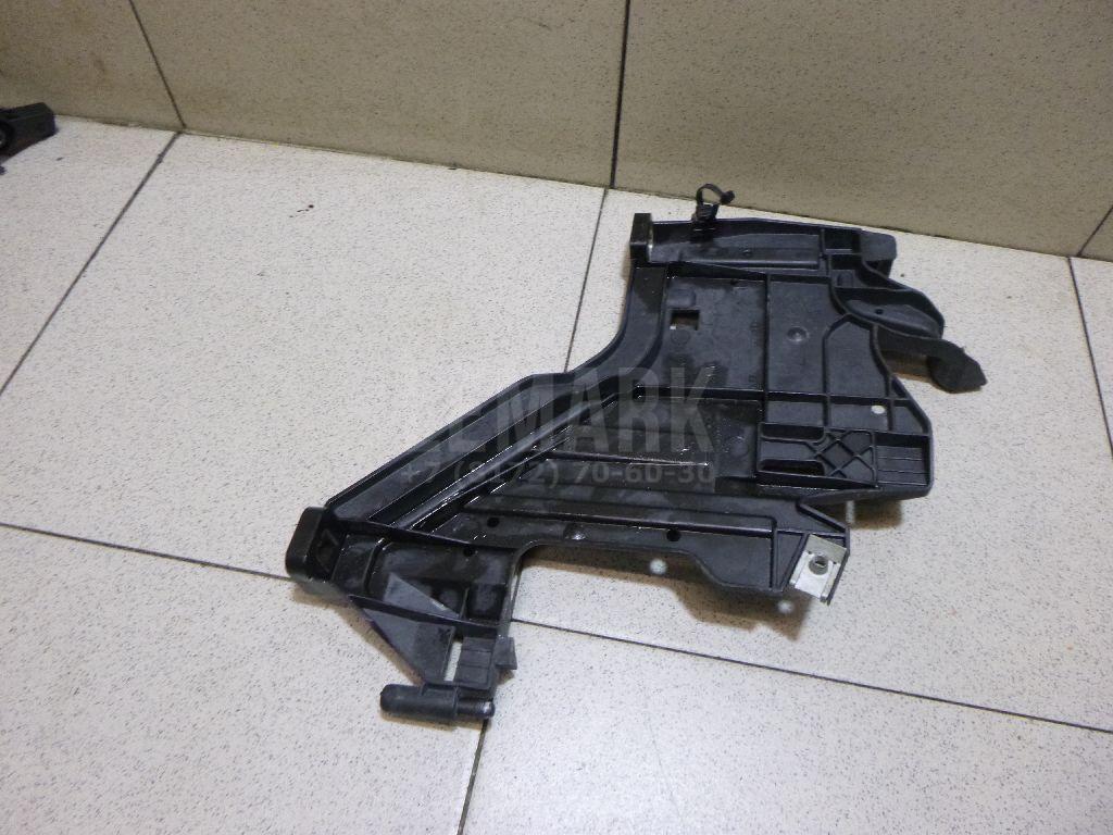 Кронштейн крепления фары для  BMW X3 E83 2004-2010