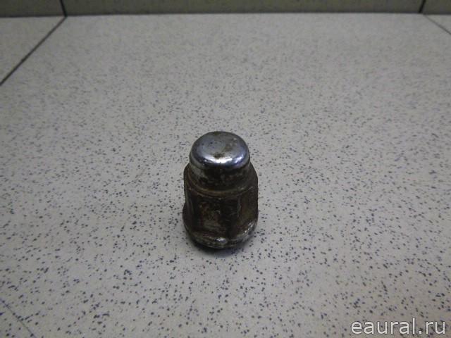 Гайка колеса