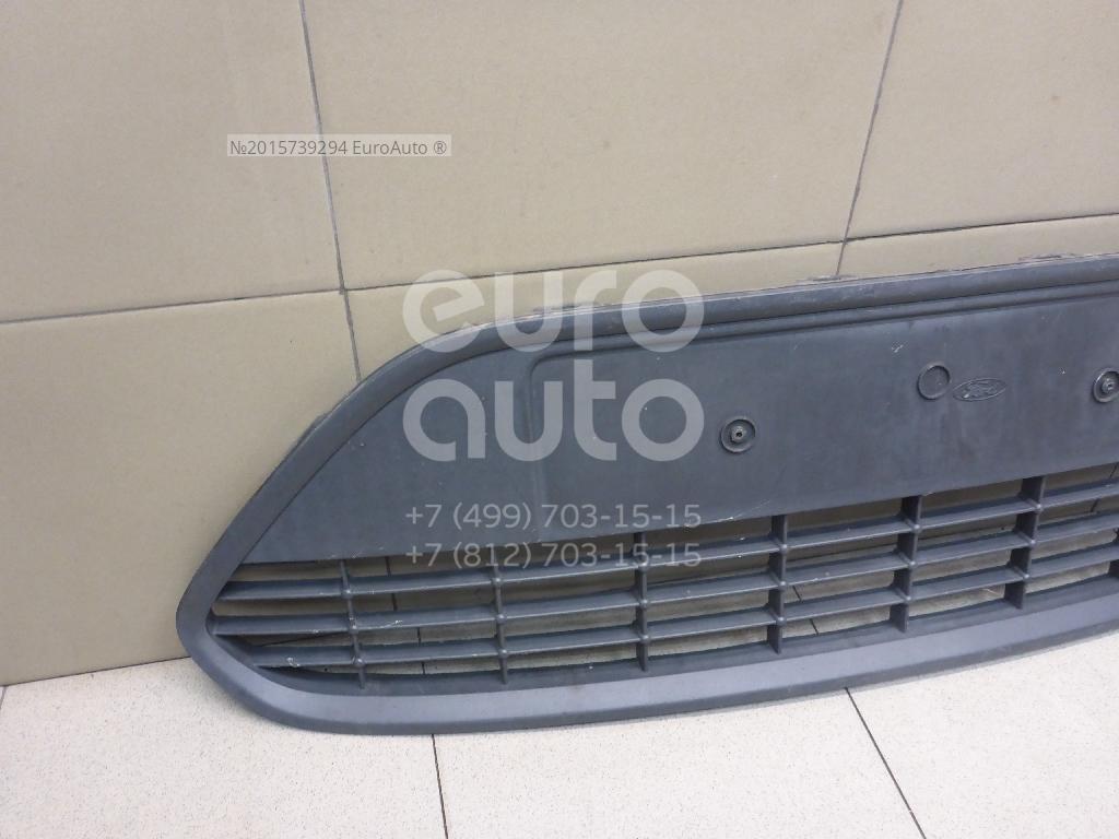 Ford 1497510 Решетка в бампер центральная