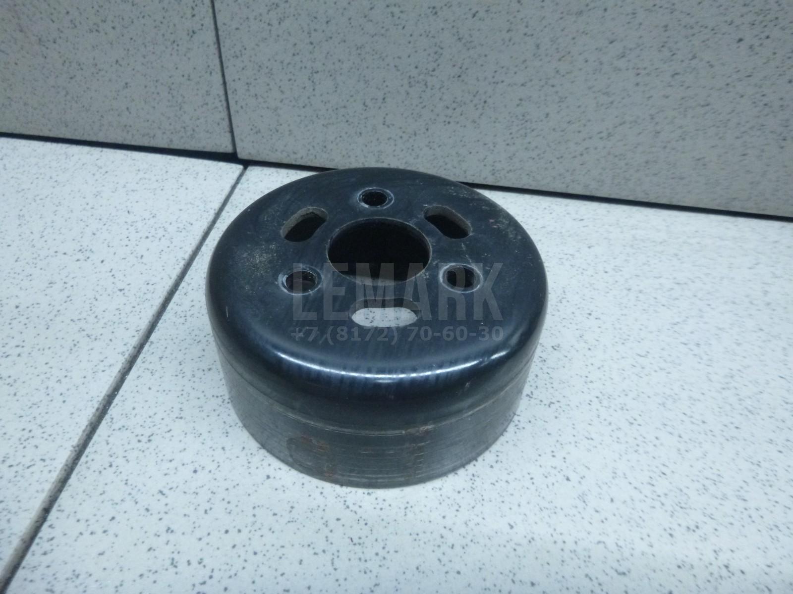 Шкив водяного насоса (помпы) 2105100Q0G Nissan
