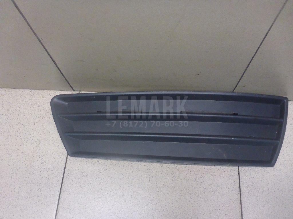 Решетка в бампер правая 3C8853666B9B9 VAG