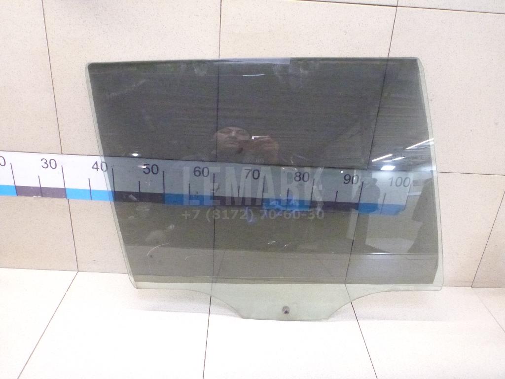 Стекло двери задней правой 1Z9845206A VAG