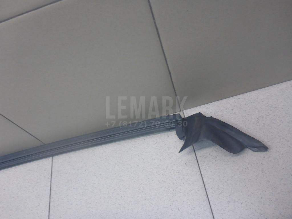 Уплотнитель стекла двери для  Fiat Stilo 2002-2010