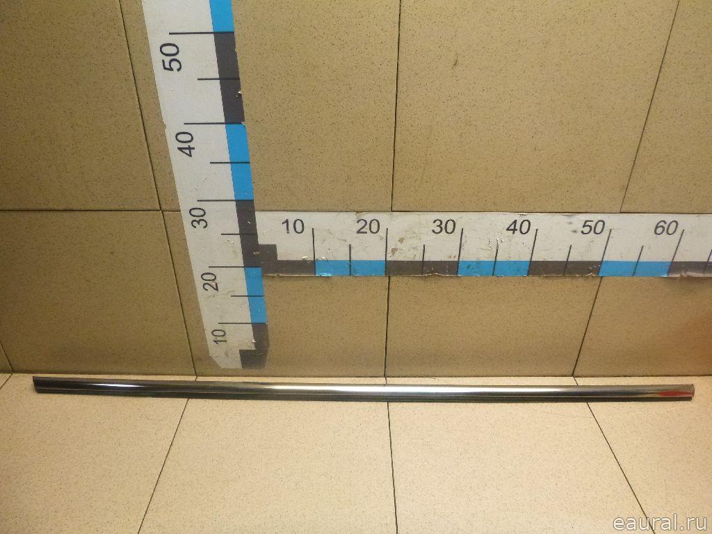 Накладка стекла заднего левого