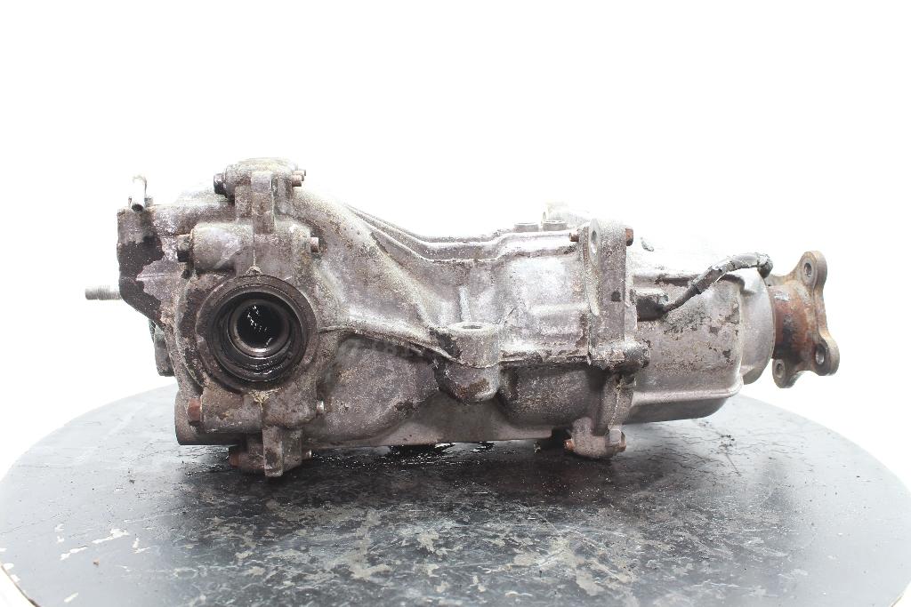 Редуктор заднего моста 38300JD610 Nissan