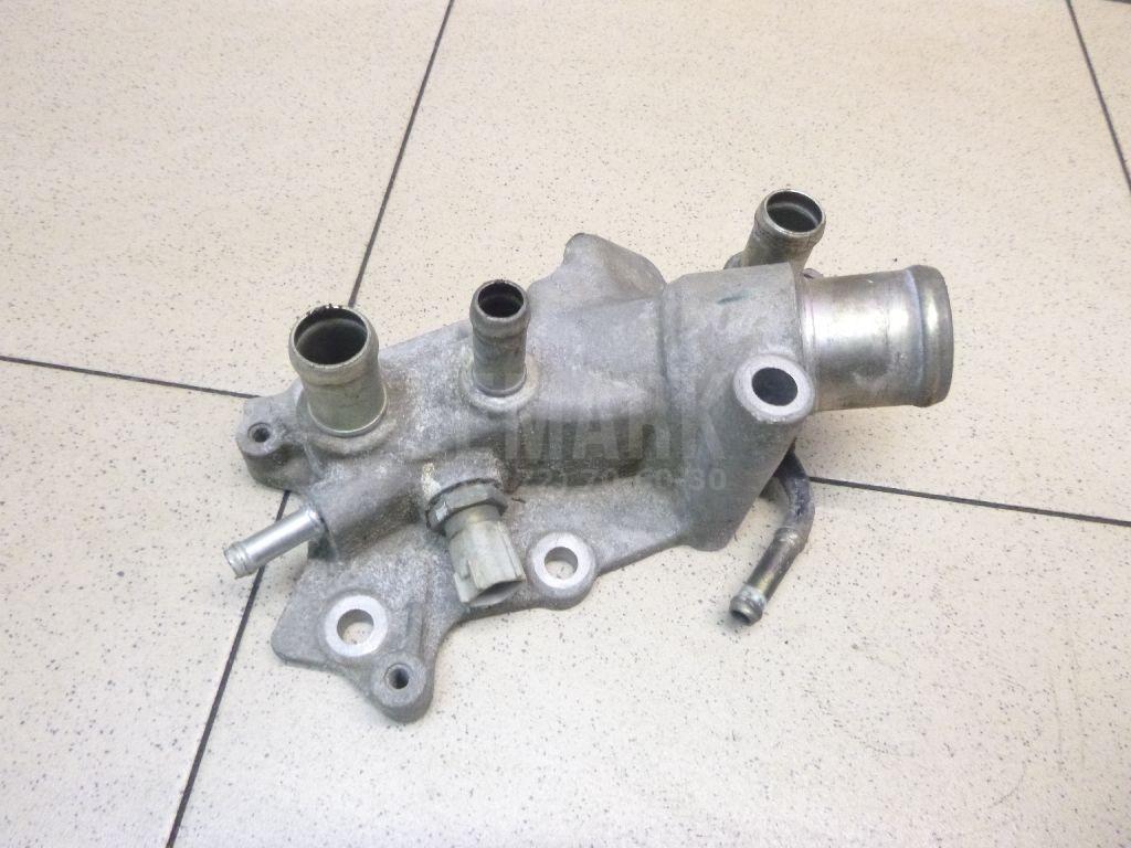 Фланец двигателя системы охлаждения 110601KA0A Nissan
