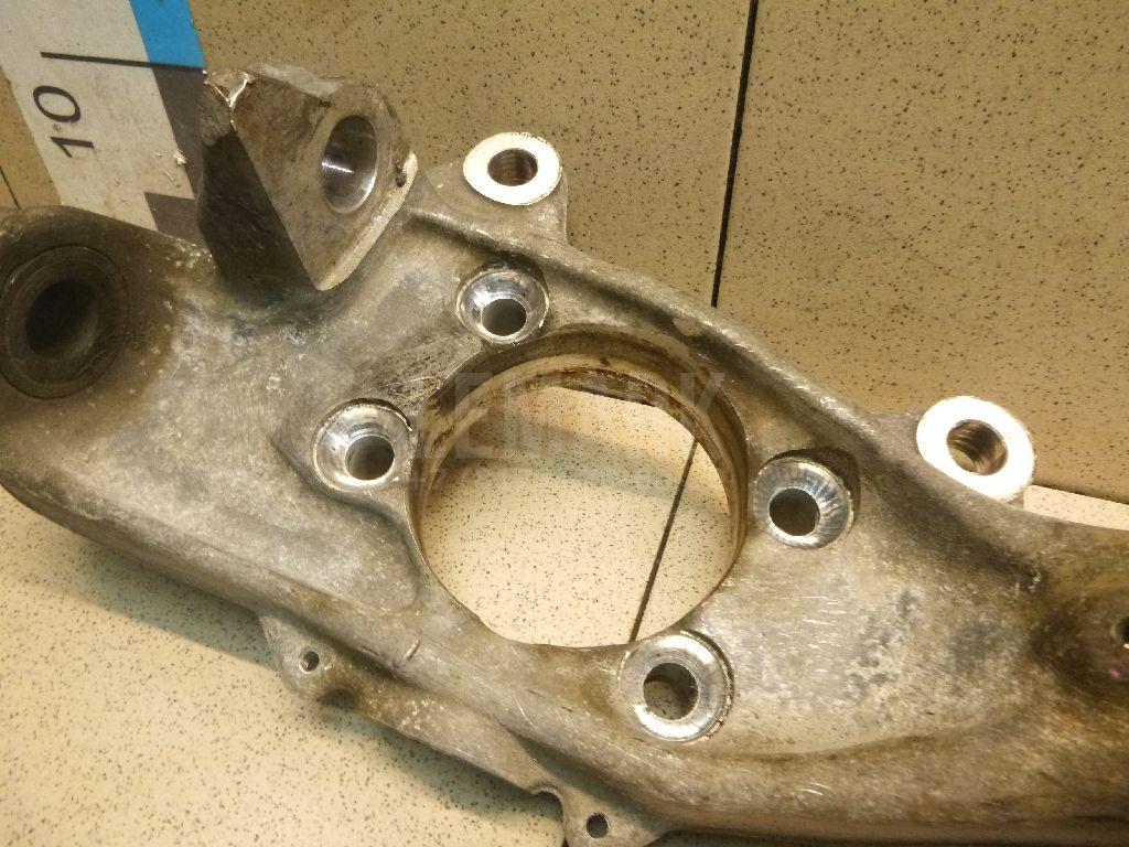 Кулак поворотный передний левый для  BMW 3-serie E90/E91 2005-2012
