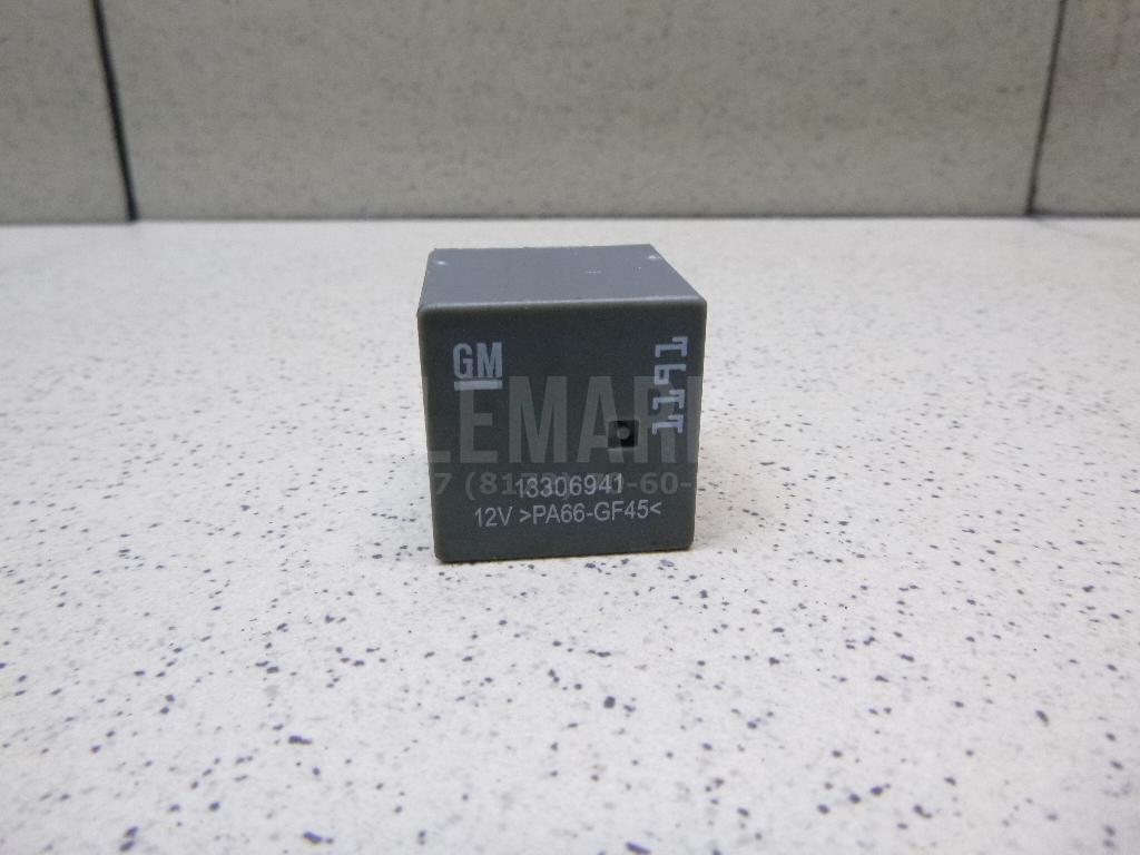 Реле 13306941 GM