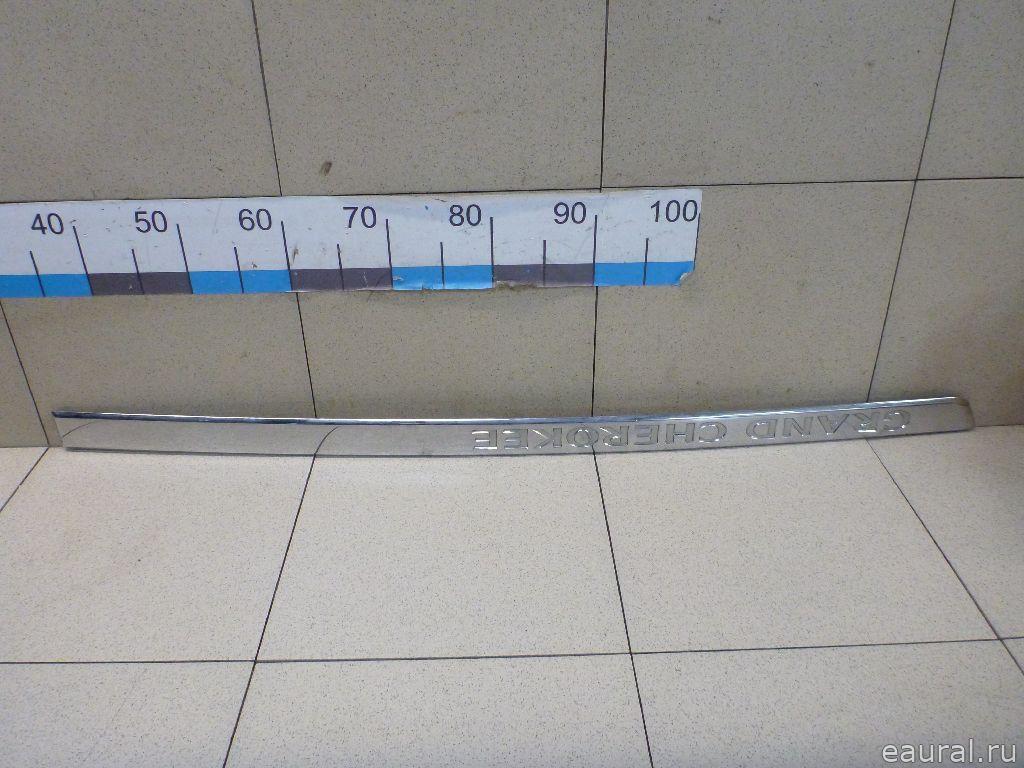 Молдинг передней левой двери