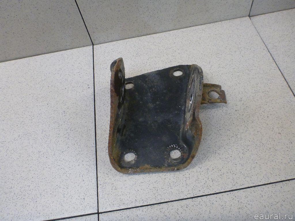 Кронштейн задней балки