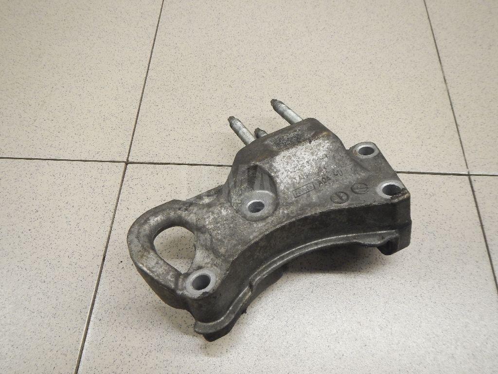 Кронштейн двигателя правый для  Ford Focus I 1998-2005