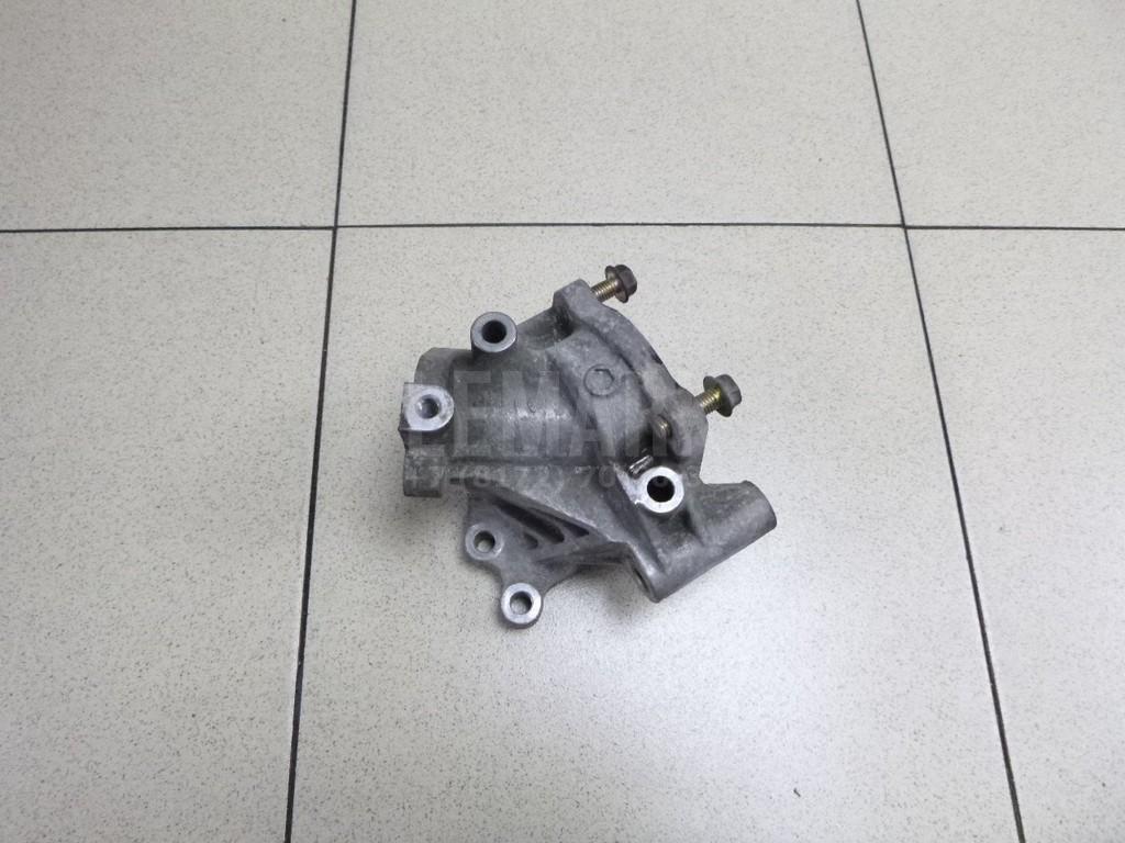 Корпус насоса водяного (помпы) 210136N200 Nissan