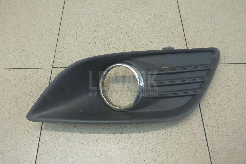 Решетка в бампер правая 1671268 Ford