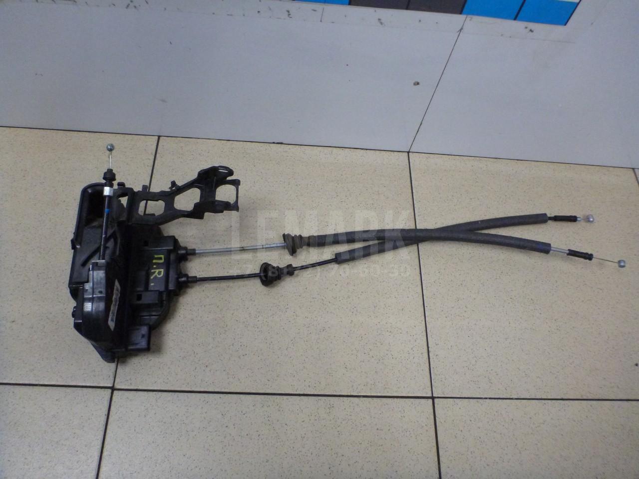 Замок двери передней правой 813202B060 Hyundai-Kia